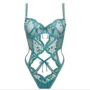 🤍 For Love & Lemons Daisy Embroidered Bodysuit NEW 38D